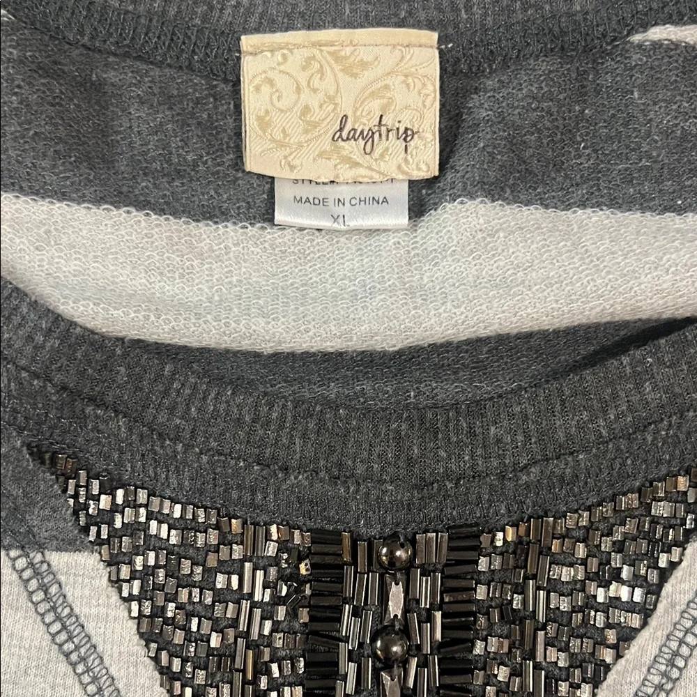 Sweater Bundle - Picture 3 of 7